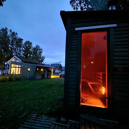 Gamtunet Lyngen Svensby エクステリア 写真